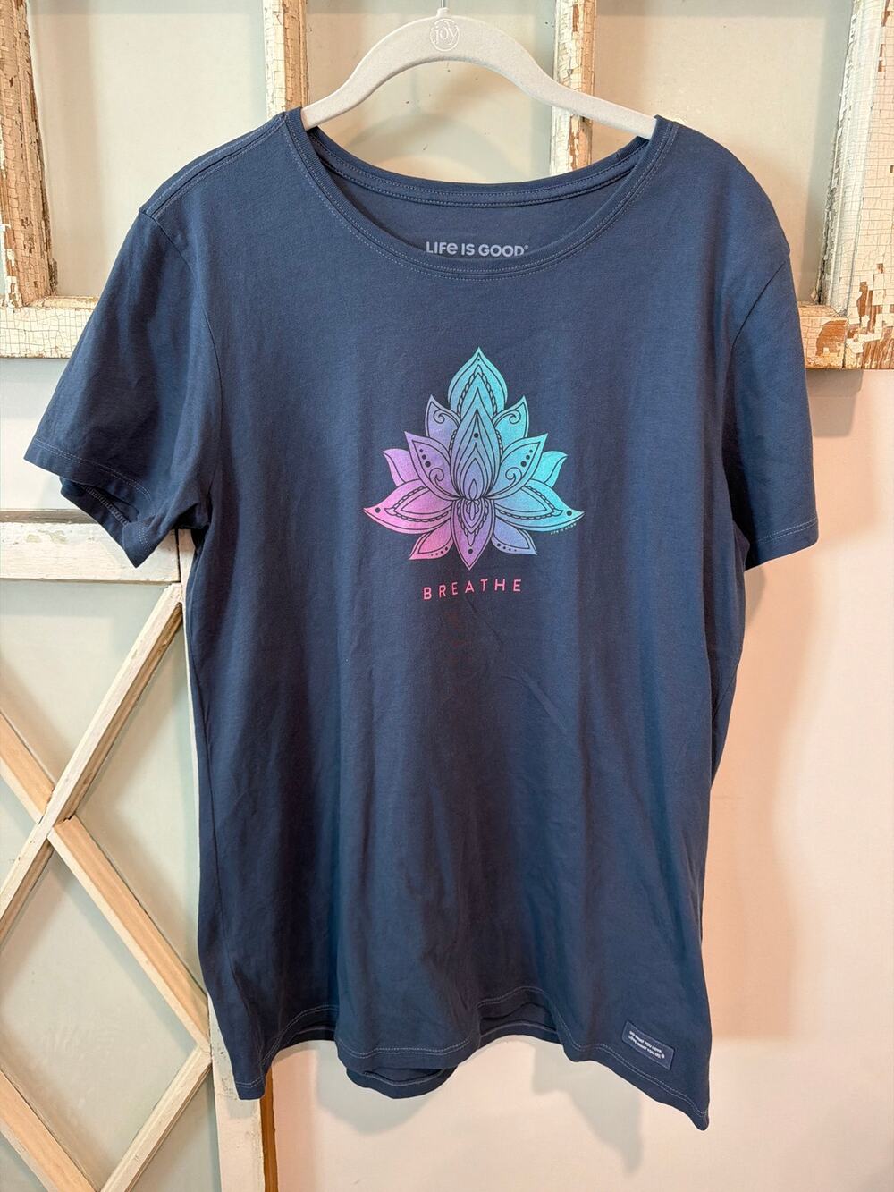 Life Is Good size large yoga tee t-shirt “breathe”